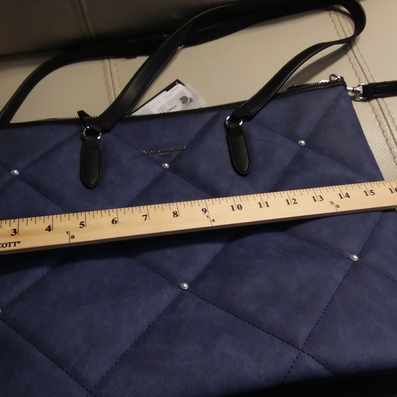 WNT KARL LAGERFELD CROSSBODY/OVER SHOULDER BAG - Picture 7 of 9